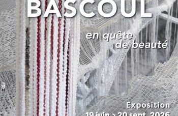 Exposition En quête de beauté : Annie Bascoul orchestre la rencontre de la dentelle avec la technologie