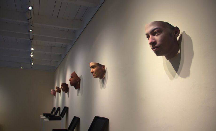 « Informer les visages. Les portraits étrangers d’Heather Dewey-Hagborg »