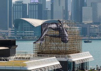 Une œuvre monumentale de JR à Hong Kong